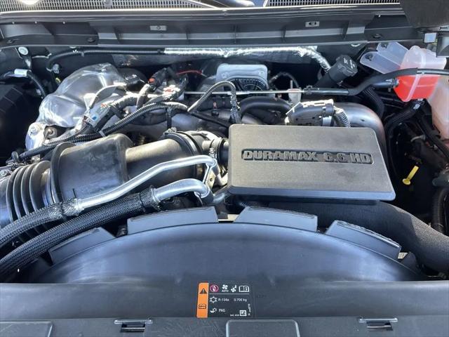 2026 GMC Sierra 2500HD Crew Cab, Standard Bed, SLT, 4WD