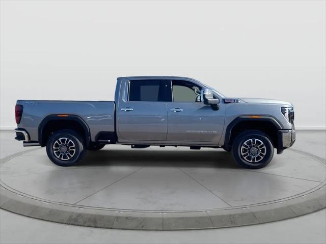 2026 GMC Sierra 2500HD Crew Cab, Standard Bed, SLT, 4WD