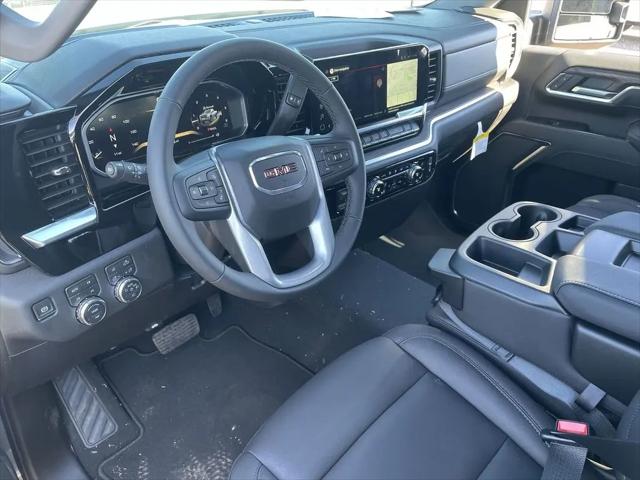 2026 GMC Sierra 2500HD Crew Cab, Standard Bed, SLT, 4WD
