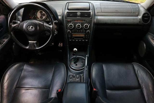 2004 Lexus IS 300 IS 300