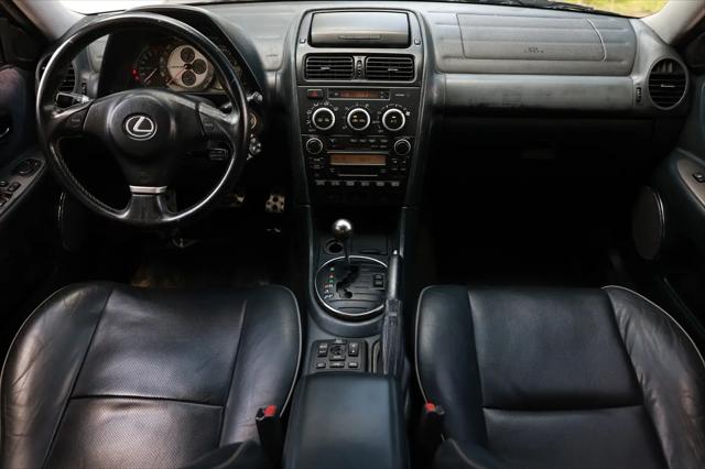 2004 Lexus IS 300 IS 300