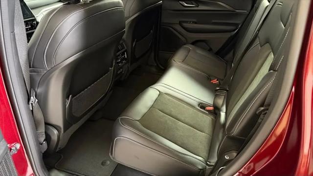 2025 Jeep Grand Cherokee Altitude X 4x4