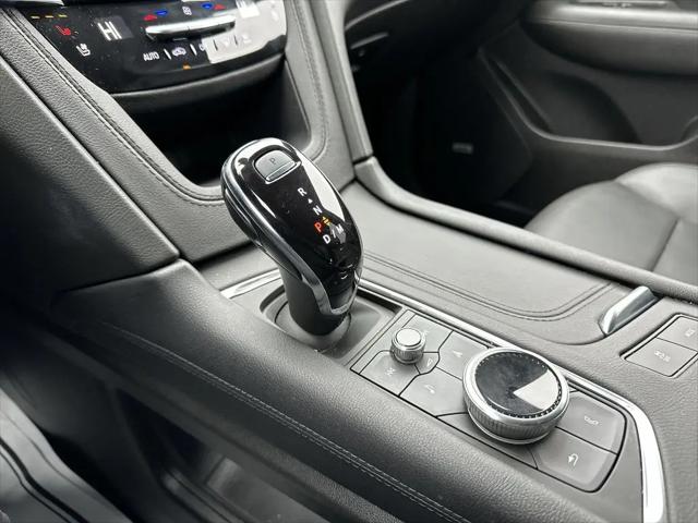 2025 Cadillac XT6 FWD Premium Luxury