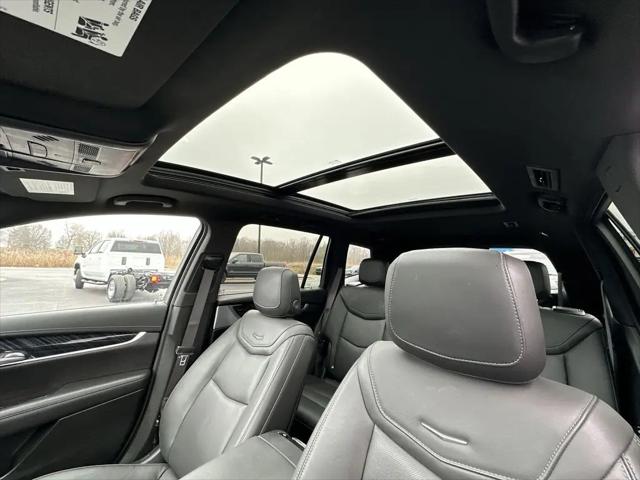 2025 Cadillac XT6 FWD Premium Luxury