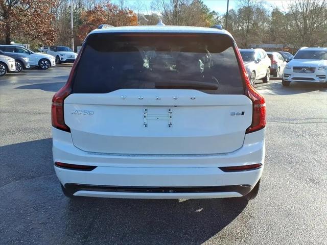 2026 Volvo XC90 Ultra Dark Theme, B6 AWD Gas (mild hybrid), Gasoline, 7 Seats