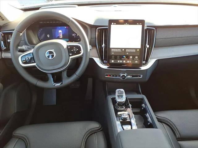 2026 Volvo XC90 Ultra Dark Theme, B6 AWD Gas (mild hybrid), Gasoline, 7 Seats