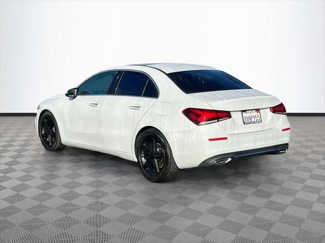 2021 Mercedes-Benz A 220 A 220