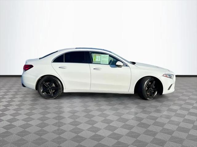 2021 Mercedes-Benz A 220 A 220