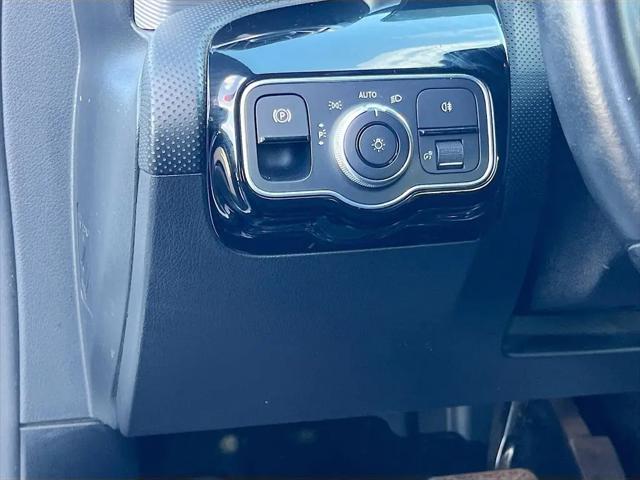 2021 Mercedes-Benz A 220 A 220