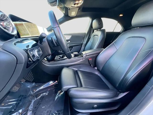 2021 Mercedes-Benz A 220 A 220