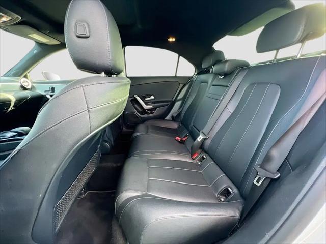 2021 Mercedes-Benz A 220 A 220
