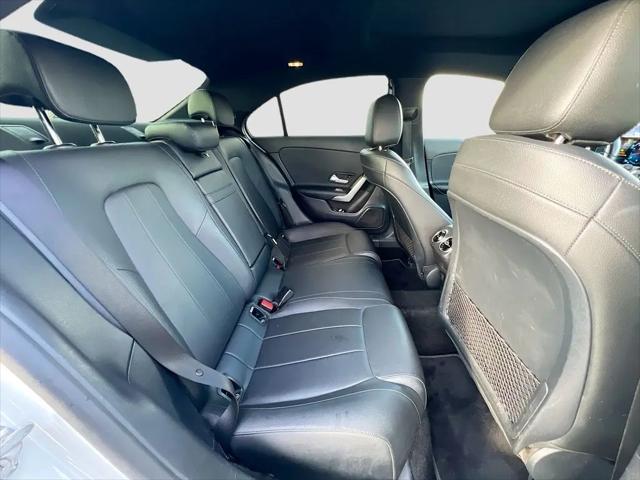 2021 Mercedes-Benz A 220 A 220