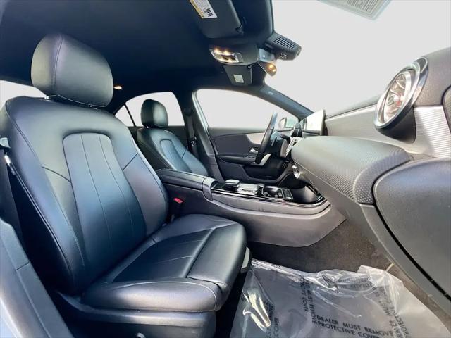 2021 Mercedes-Benz A 220 A 220