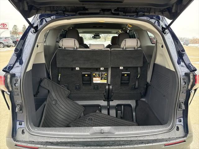2021 Toyota Sienna LE