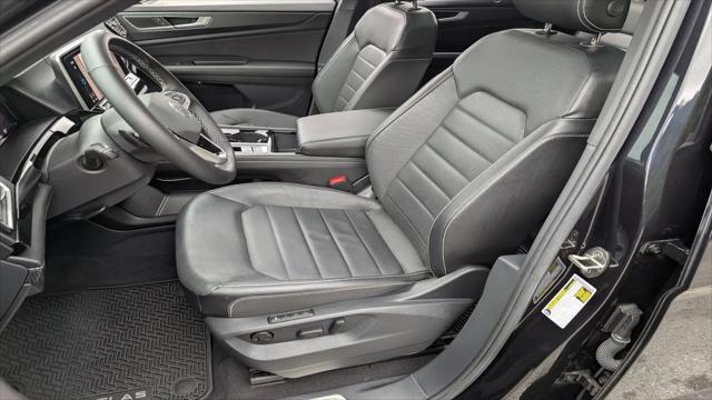2024 Volkswagen Atlas Cross Sport 2.0T SEL