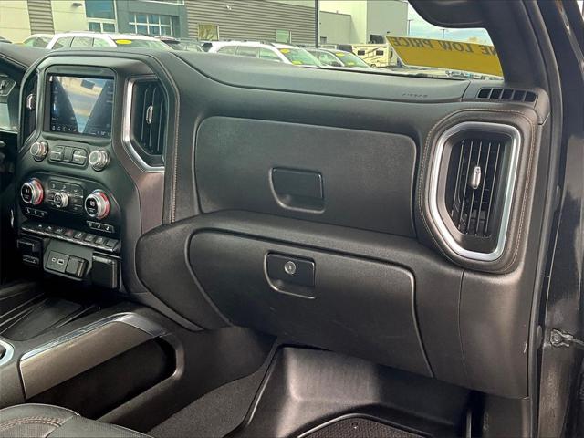 2022 GMC Sierra 1500 Limited 4WD Crew Cab Short Box AT4