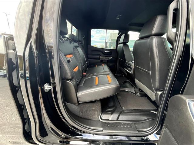 2022 GMC Sierra 1500 Limited 4WD Crew Cab Short Box AT4