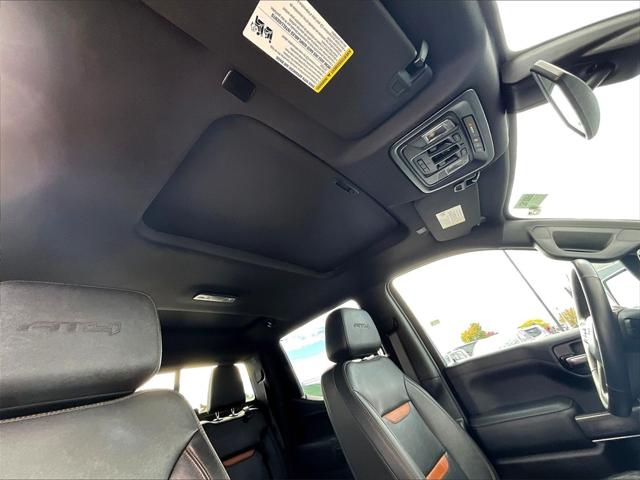 2022 GMC Sierra 1500 Limited 4WD Crew Cab Short Box AT4