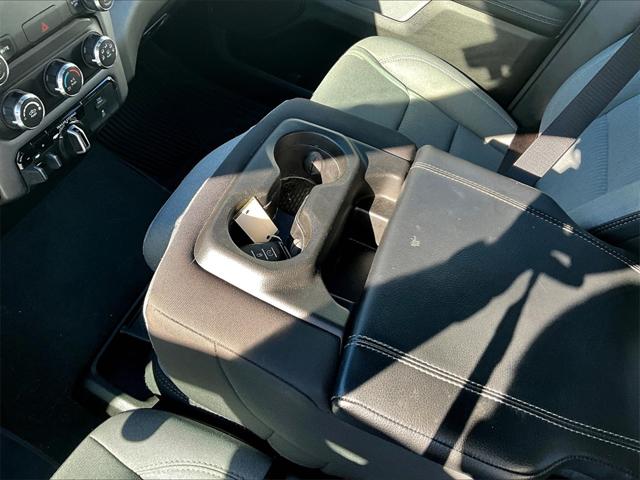 2022 Ram 1500 Big Horn Crew Cab 4x4 57 Box