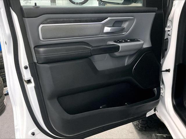 2022 Ram 1500 Big Horn Crew Cab 4x4 57 Box