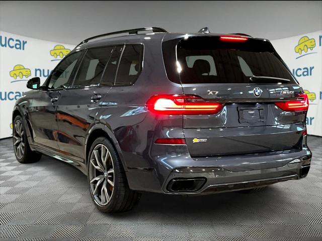 2021 BMW X7 M50i
