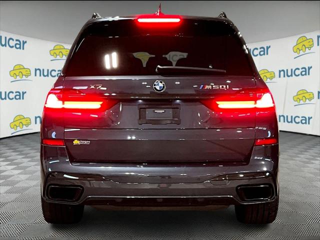 2021 BMW X7 M50i