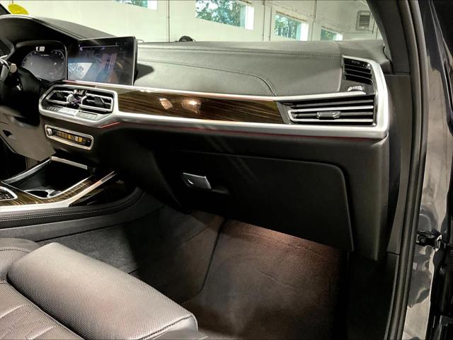 2021 BMW X7 M50i