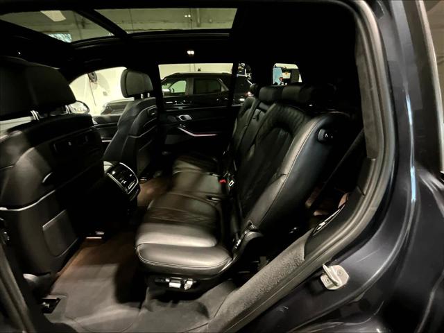 2021 BMW X7 M50i