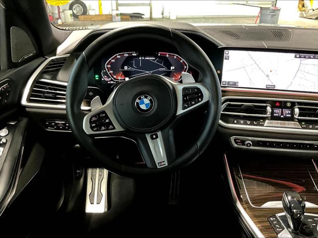2021 BMW X7 M50i