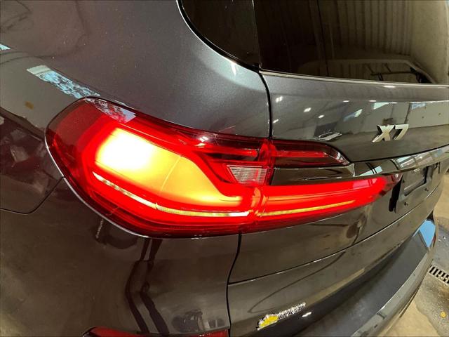 2021 BMW X7 M50i