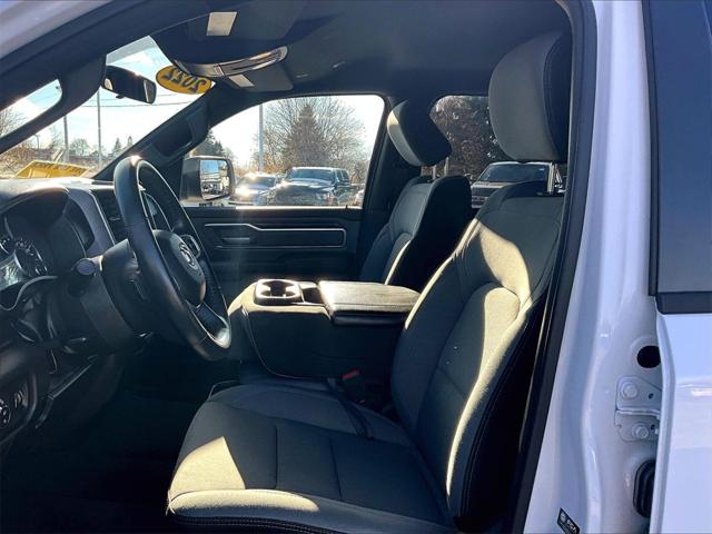 2022 Ram 1500 Big Horn Crew Cab 4x4 5'7" Box