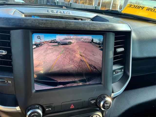 2022 Ram 1500 Big Horn Crew Cab 4x4 5'7" Box