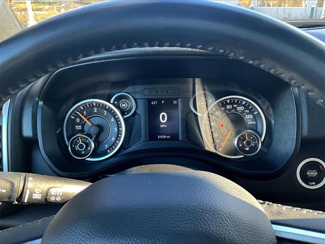 2022 Ram 1500 Big Horn Crew Cab 4x4 5'7" Box