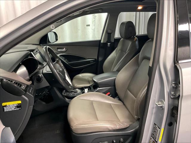 2016 Hyundai Santa Fe SE