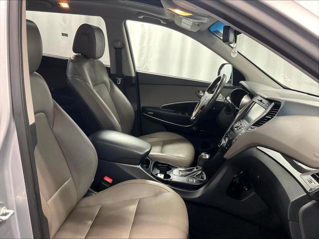 2016 Hyundai Santa Fe SE
