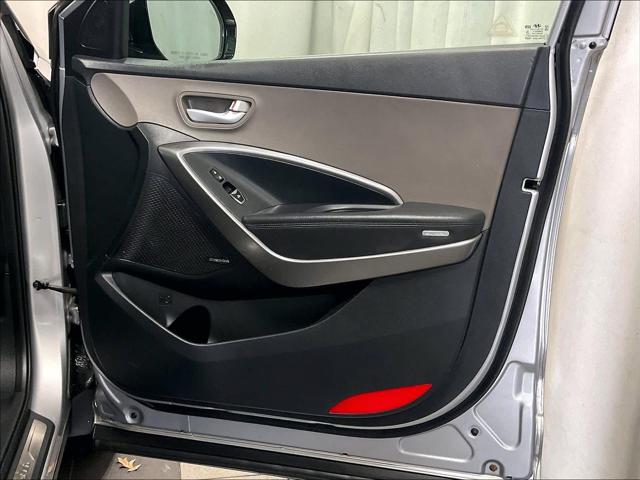 2016 Hyundai Santa Fe SE