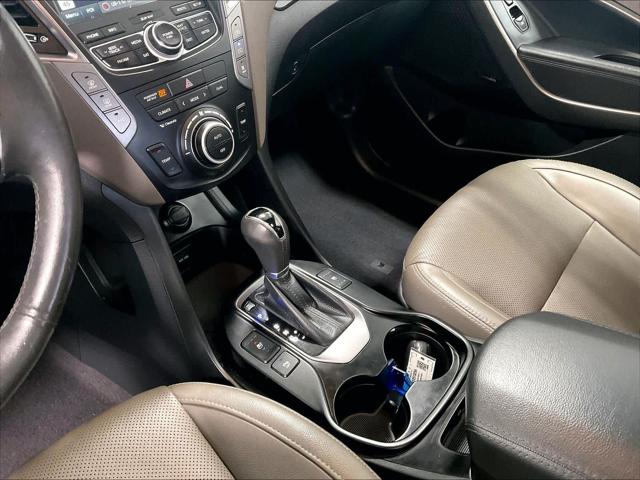2016 Hyundai Santa Fe SE