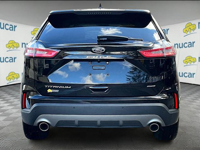 2022 Ford Edge Titanium