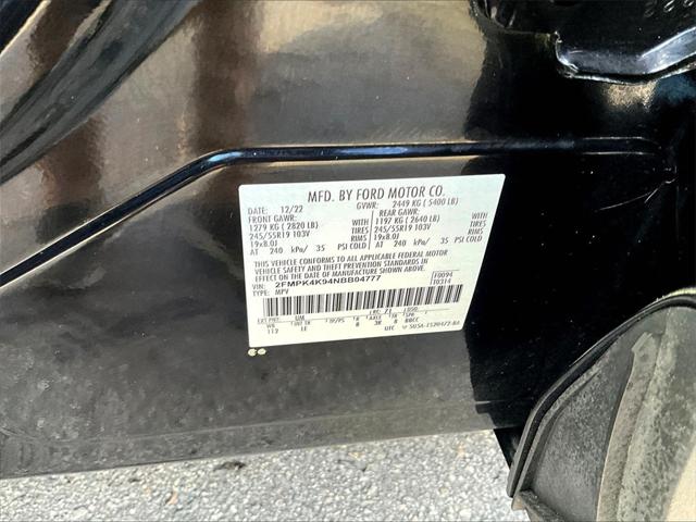 2022 Ford Edge Titanium