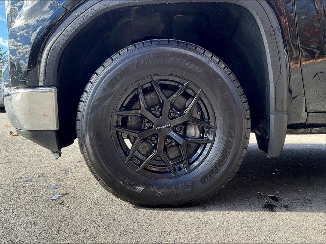 2022 GMC Sierra 1500 Limited 4WD Crew Cab Standard Box SLE