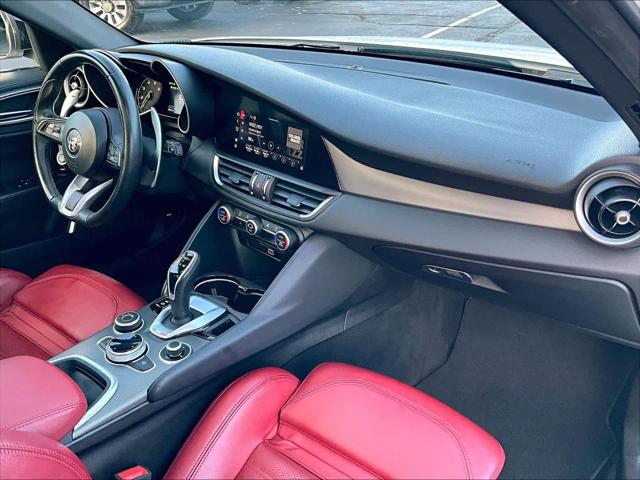 2022 Alfa Romeo Giulia Veloce AWD