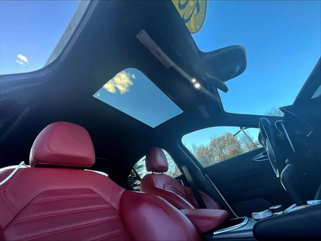 2022 Alfa Romeo Giulia Veloce AWD