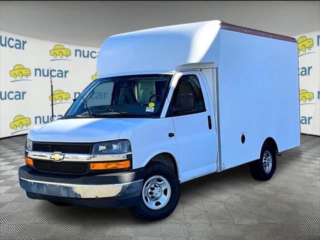 2020 Chevrolet Express Cutaway Work Van
