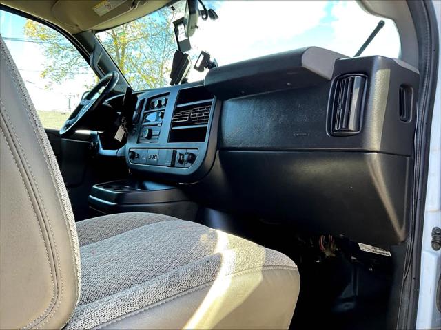 2020 Chevrolet Express Cutaway Work Van