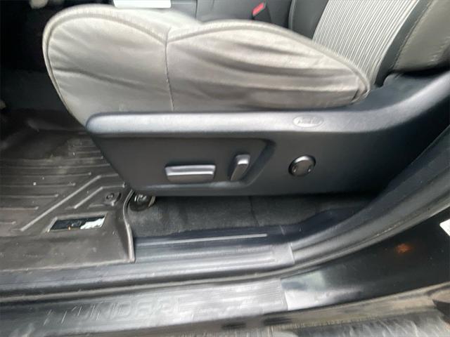 2015 Toyota Tundra SR5 5.7L V8