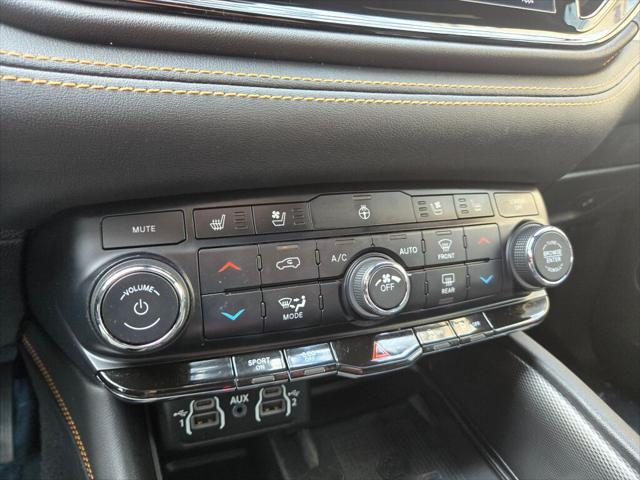 2022 Dodge Durango Orange Sport AWD