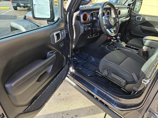 2022 Jeep Gladiator Sport