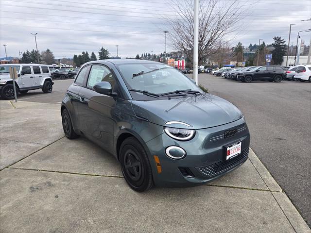 2025 Fiat FIAT 500e GIORGIO ARMANI Collectors Edition