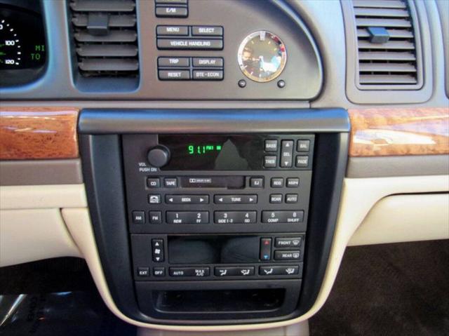 1998 Lincoln Continental Base 4dr Sedan