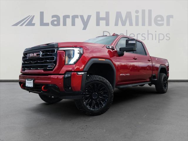 2025 GMC Sierra 2500HD 4WD Crew Cab Standard Bed AT4
